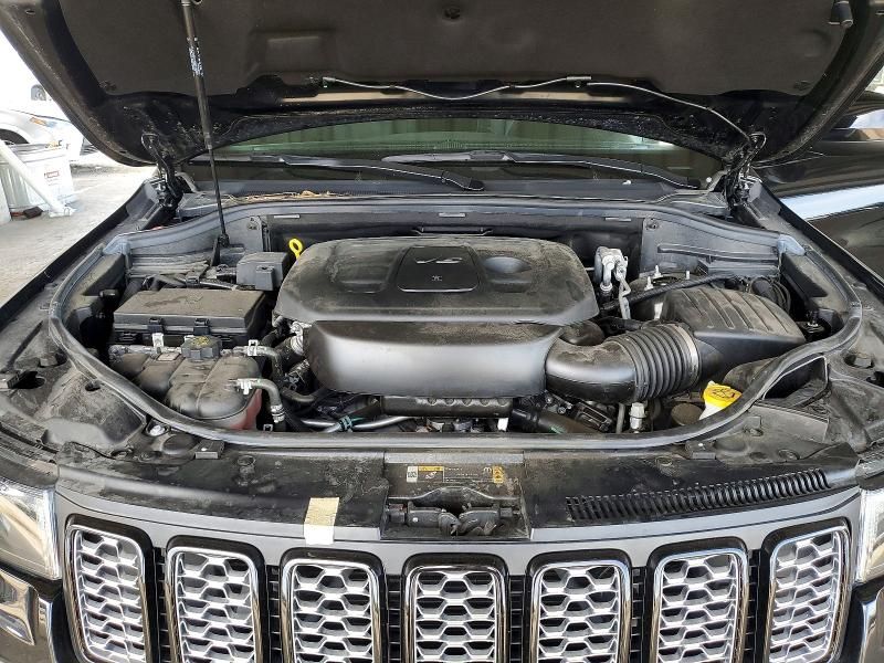 2021 Jeep Grand Cherokee Laredo