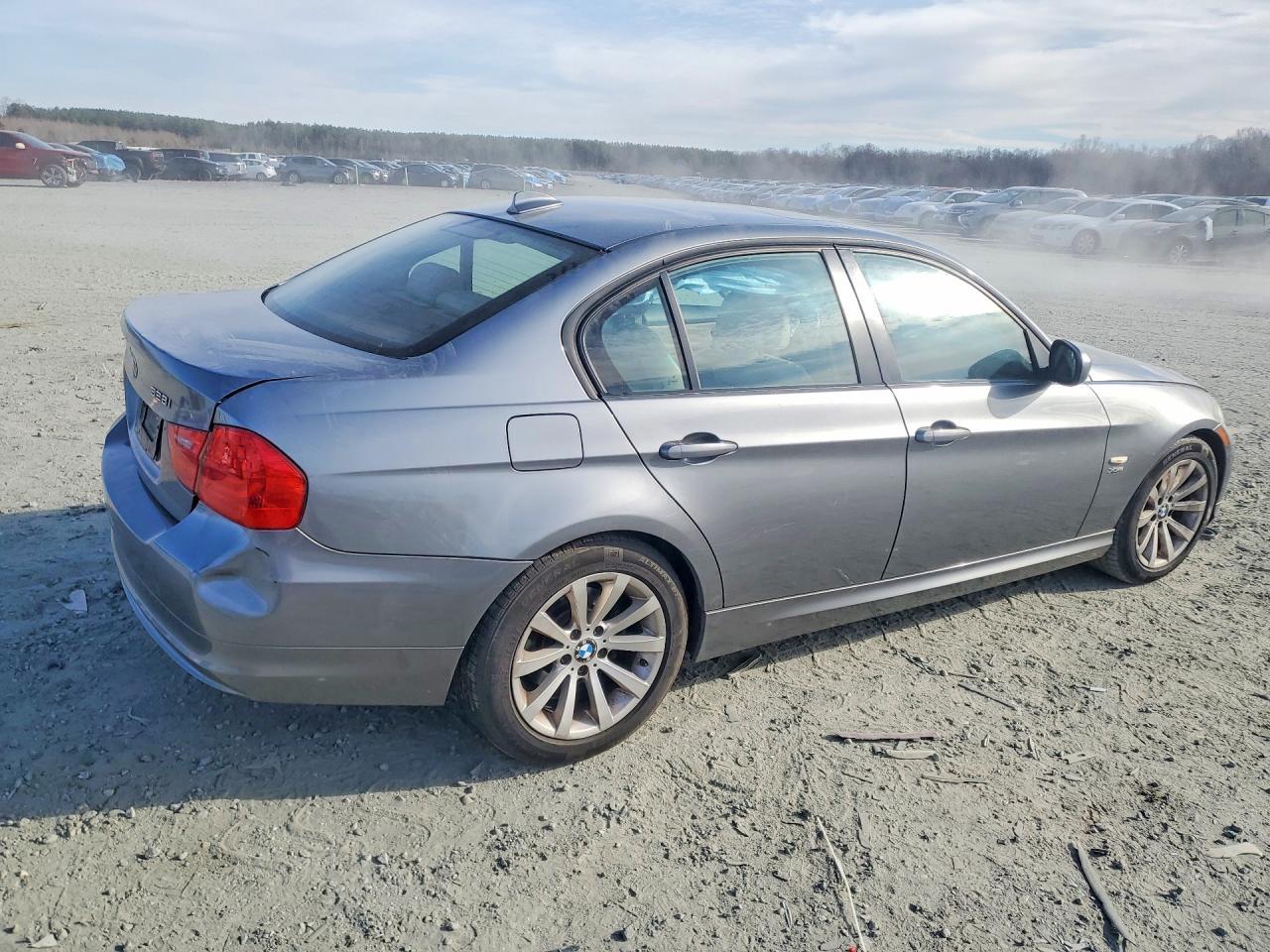 2011 BMW 328 xi Sulev