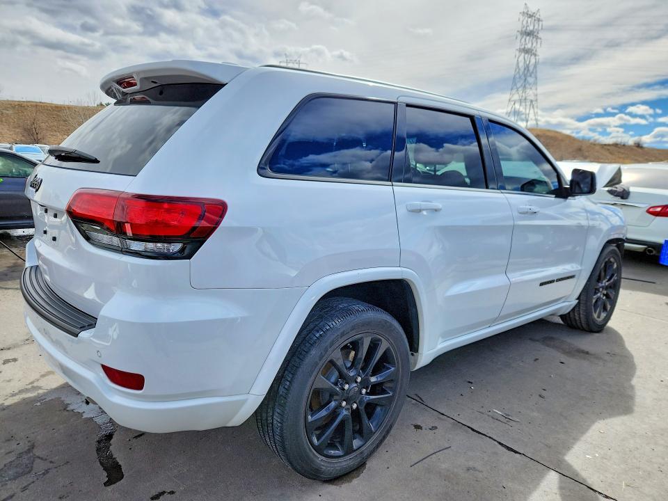 2020 Jeep Grand Cherokee Laredo