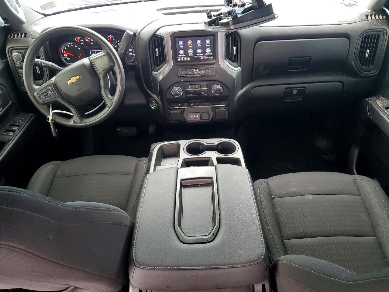 2022 Chevrolet Silverado K1500 Custom