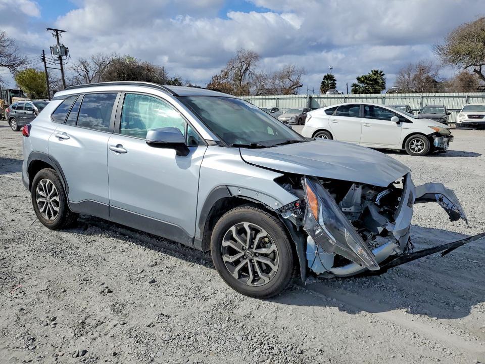 2023 Toyota Corolla Cross le