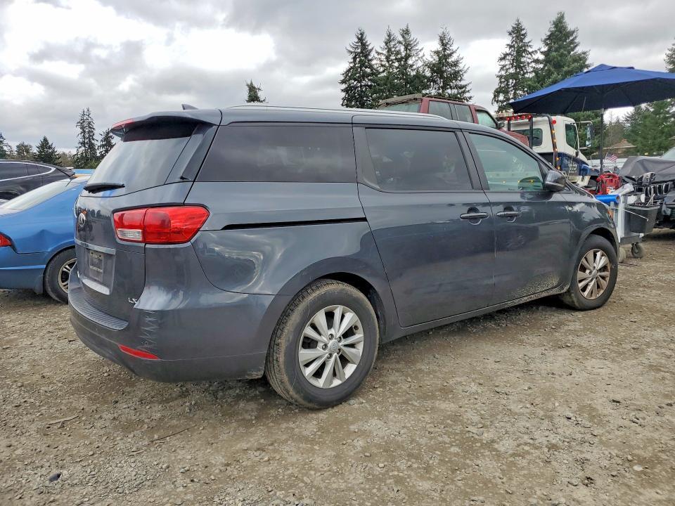 2017 KIA Sedona lx