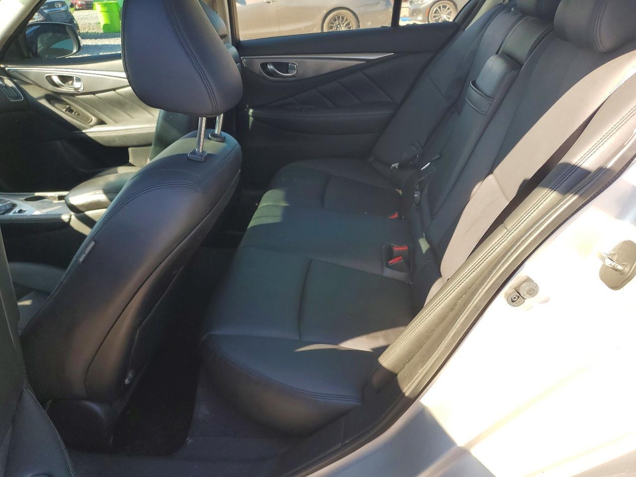 2015 Infinity Q50 Base