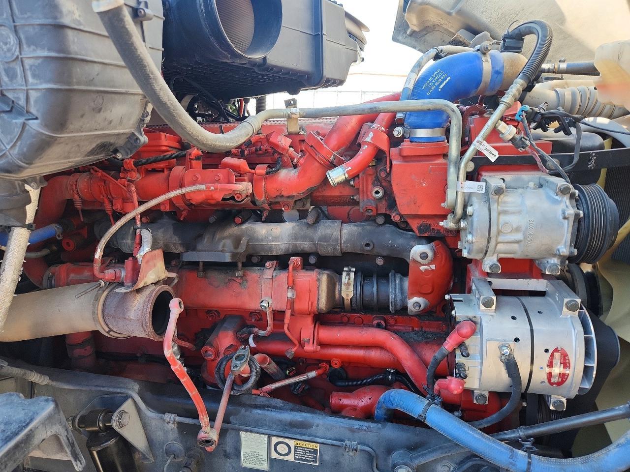 2018 Peterbilt 579 Semi Truck
