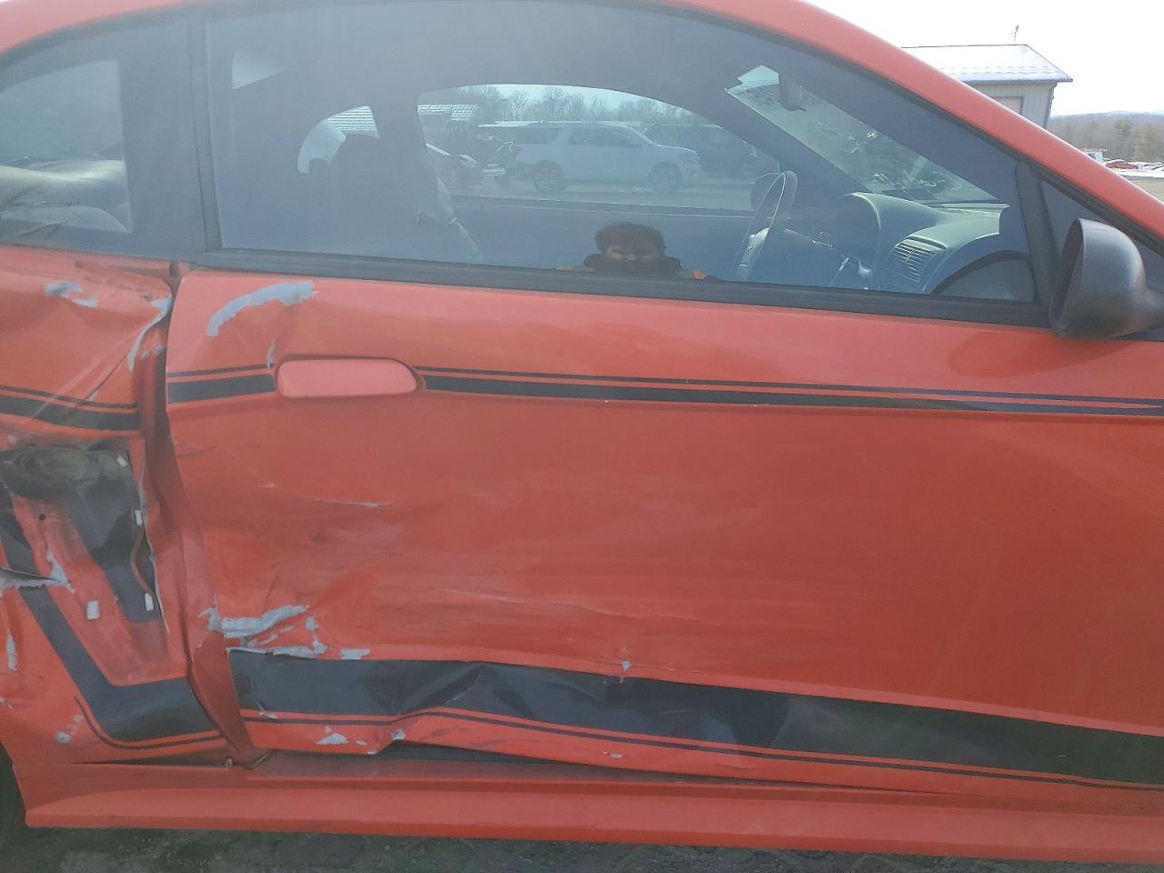 2004 Ford Mustang