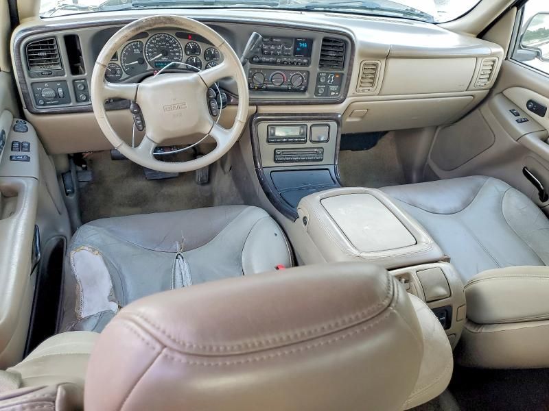 2002 GMC Sierra K1500 Denali