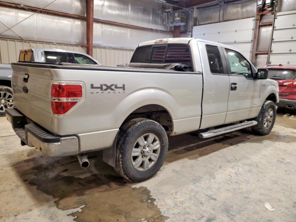 2011 Ford F150 Super cab