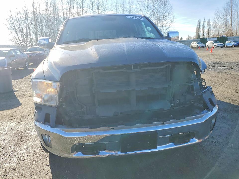 2015 Dodge Ram 1500 slt