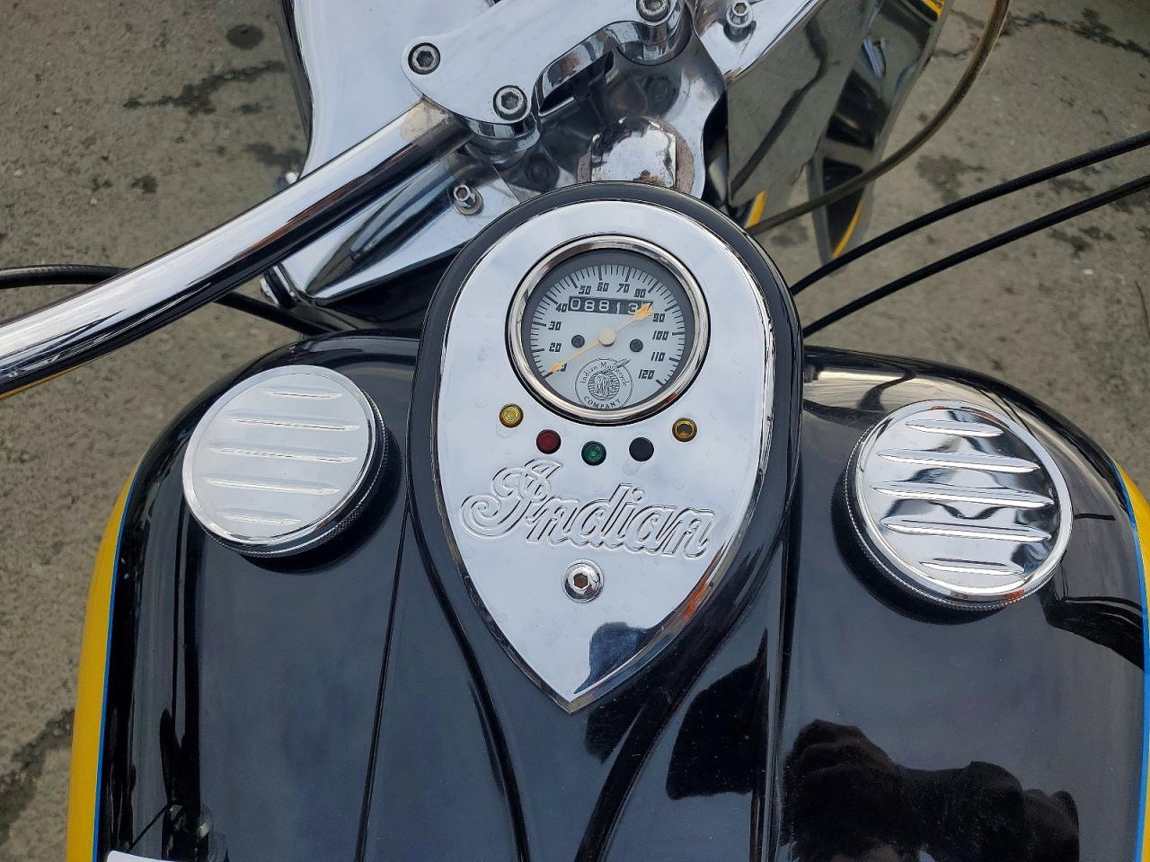 2000 Indian Motorcycle Co. Chief