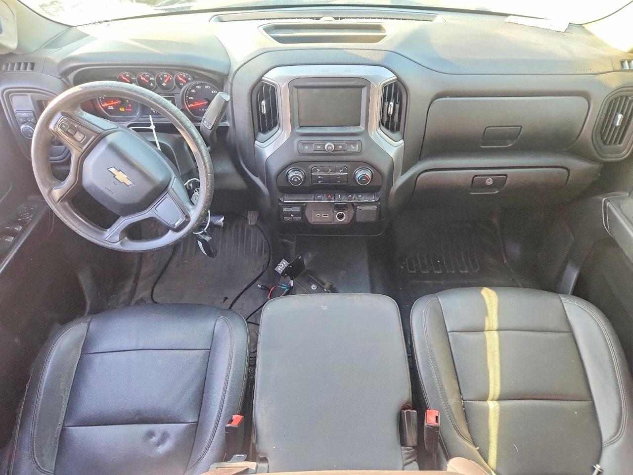 2021 Chevrolet Silverado 2500 2WD 6.6 V8 Crew Cab