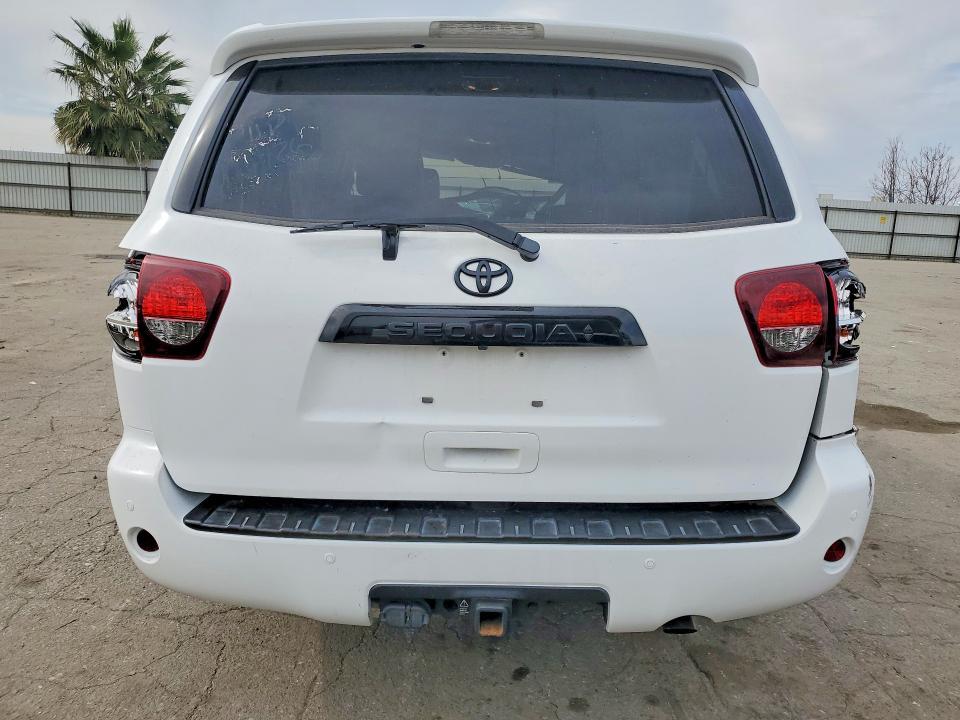 2020 Toyota Sequoia SR5