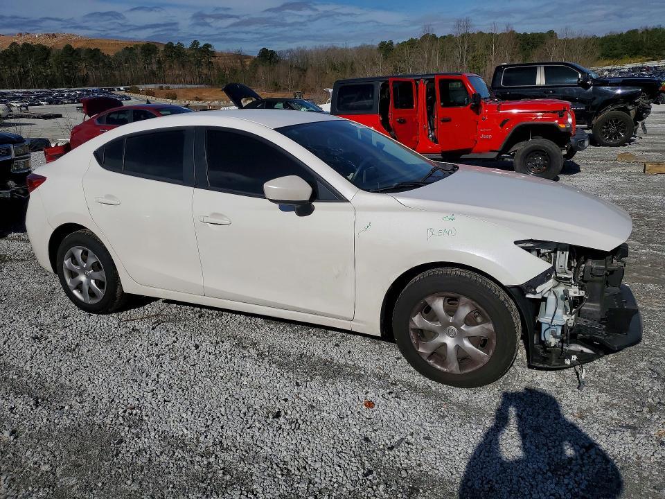 2015 Mazda 3 Sport