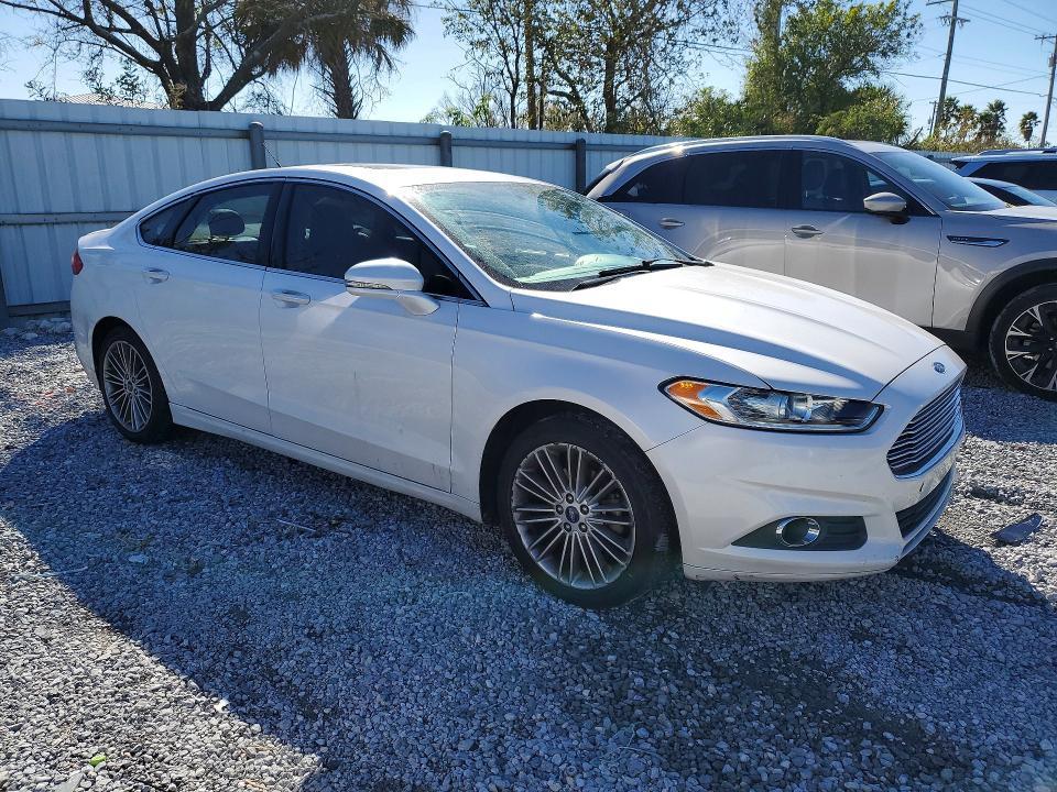 2014 Ford Fusion se