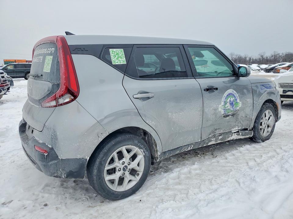 2022 KIA Soul lx