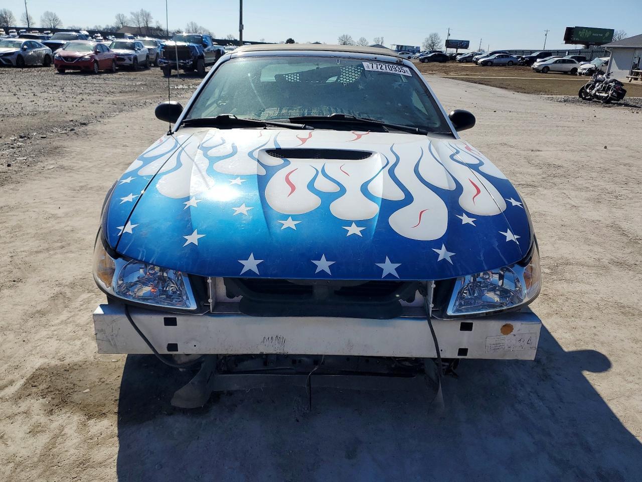 2000 Ford Mustang