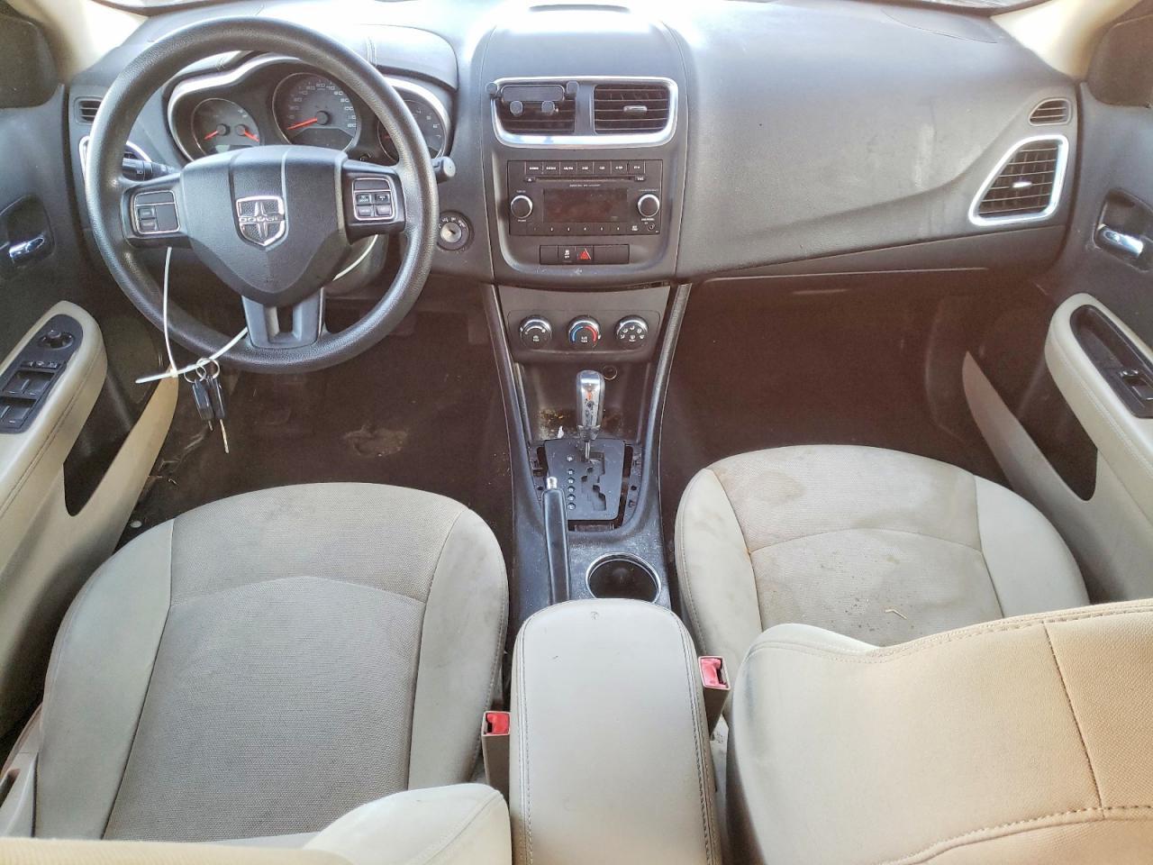 2012 Dodge Avenger se
