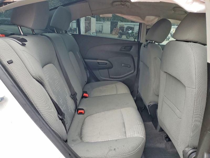 2018 Chevrolet Sonic ls