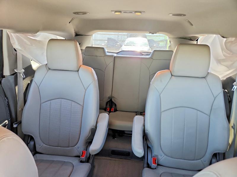 2016 Chev Traverse ltz