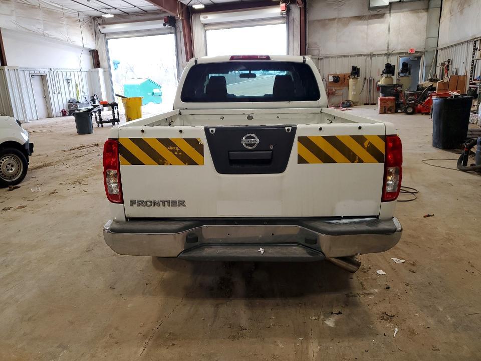 2013 Nissan Frontier s