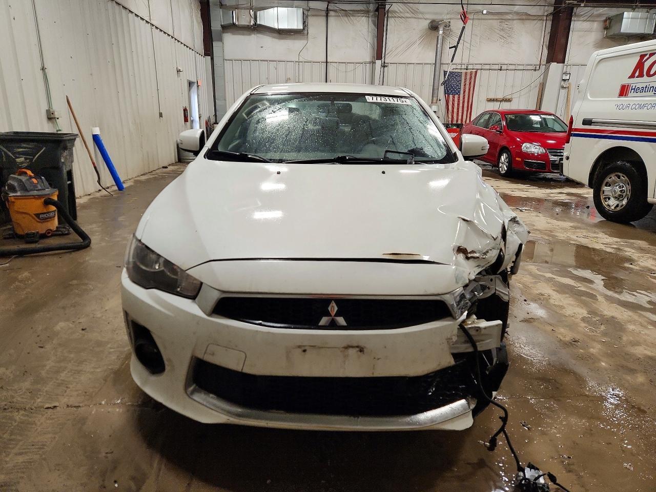 2016 Mitsubishi Lancer es