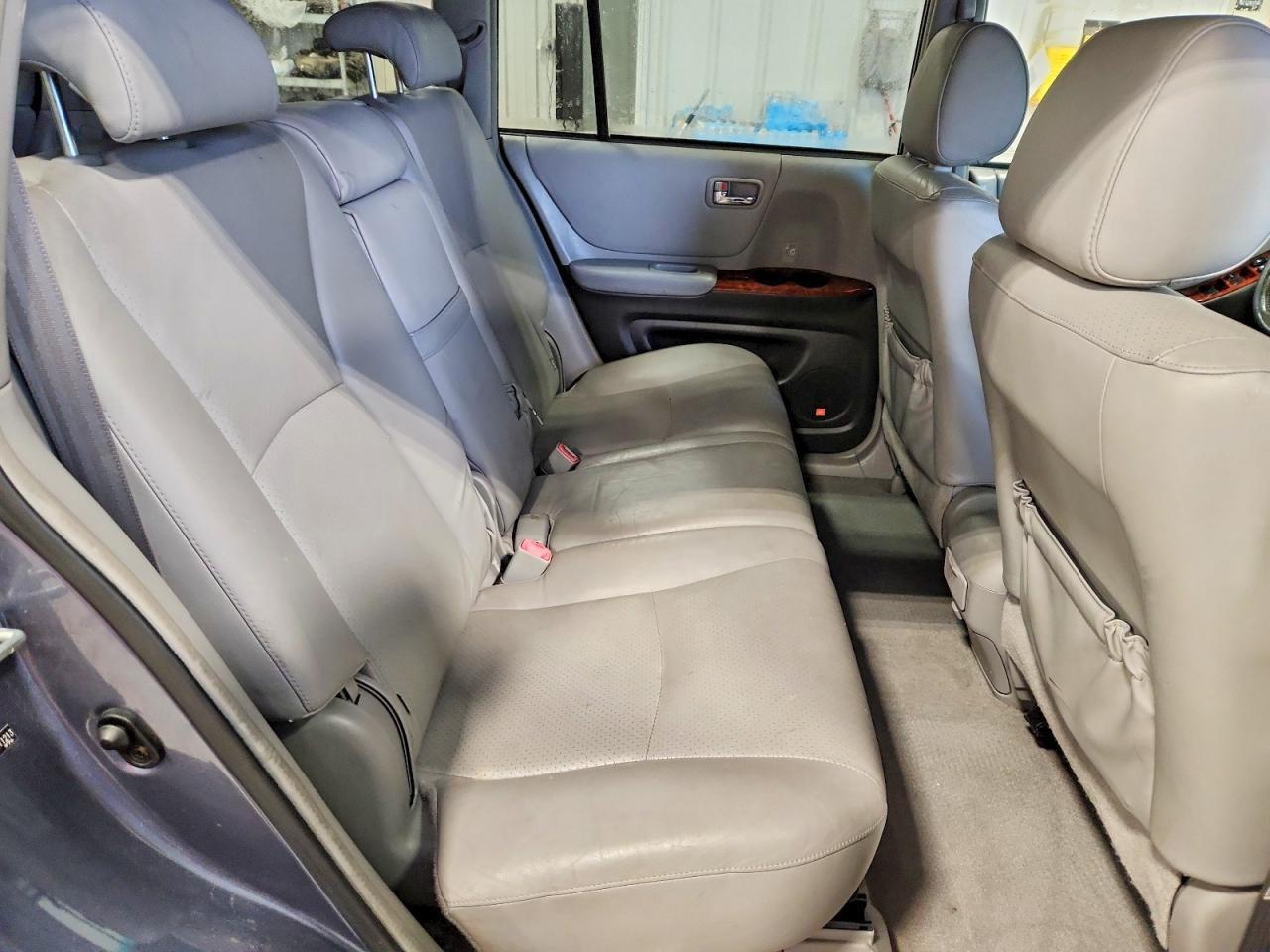 2004 Toyota Highlander