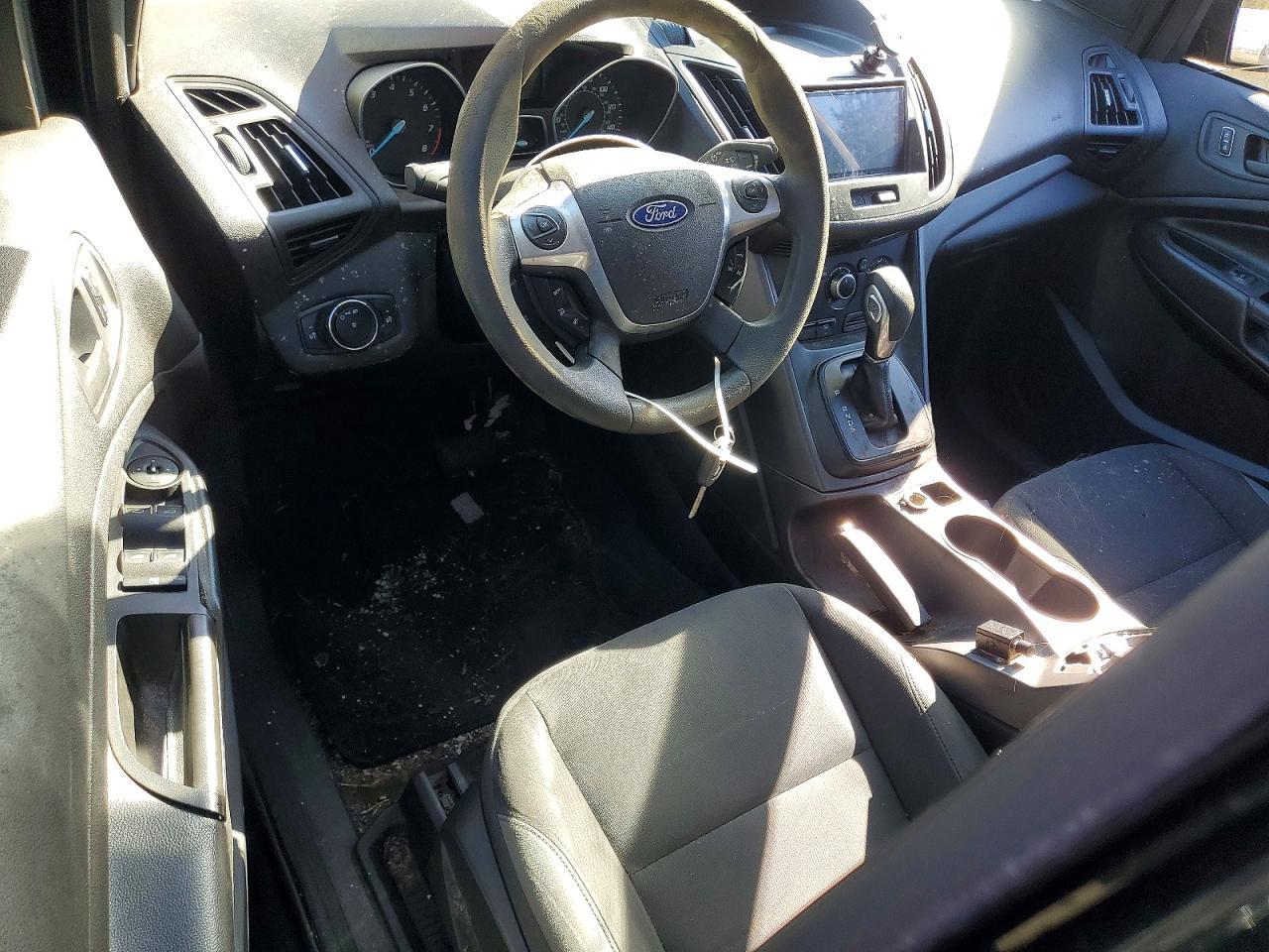 2014 Ford Escape s