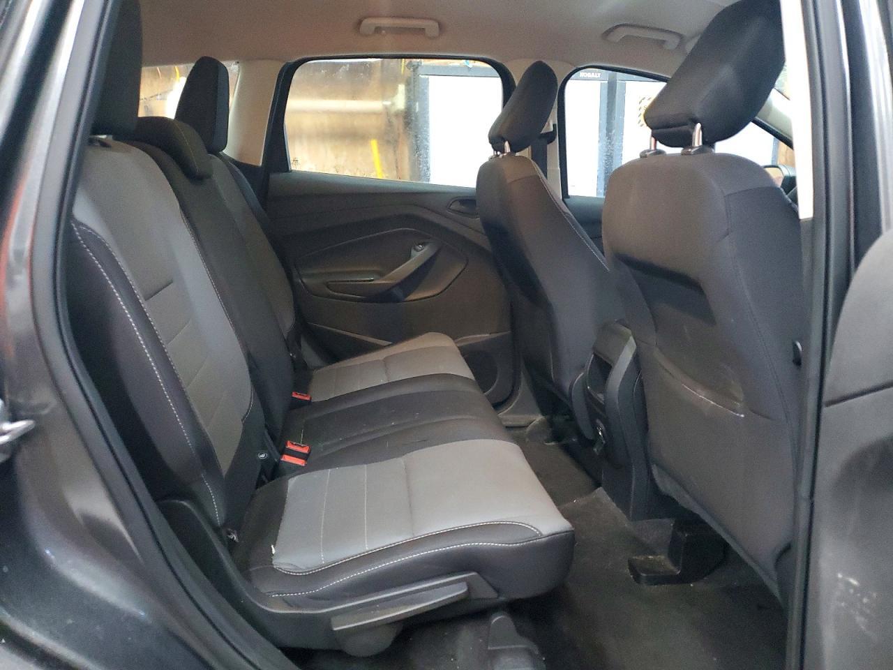 2018 Ford Escape s