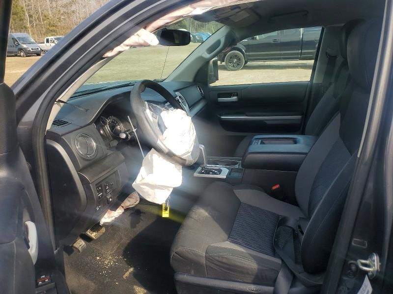 2014 Toyota Tundra SR5