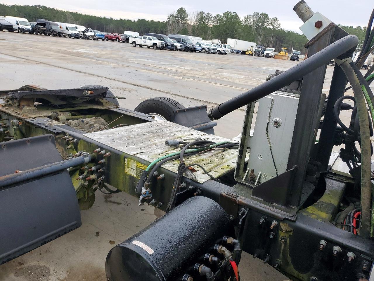 2017 Mack CXU613 Semi Truck
