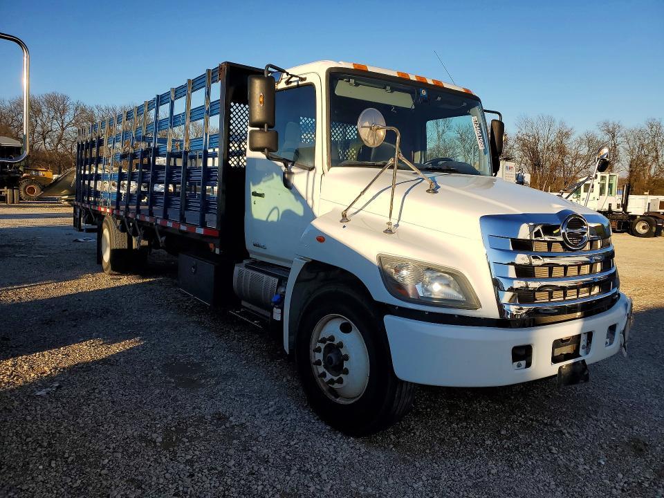 2017 Hino 258/268 Flatbed Truck