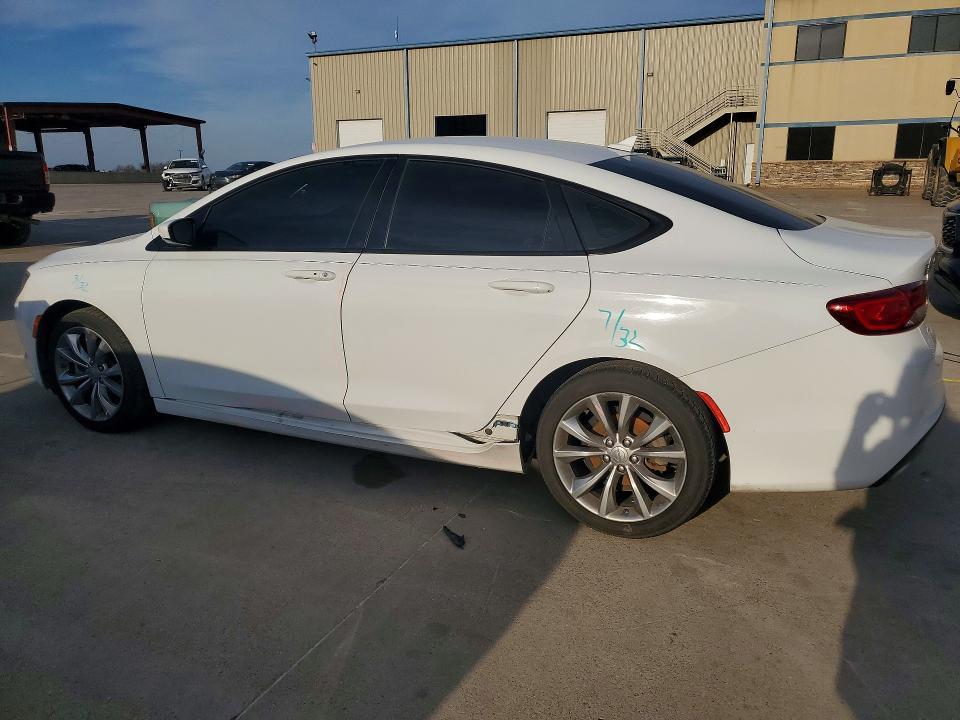 2016 Chrysler 200 s