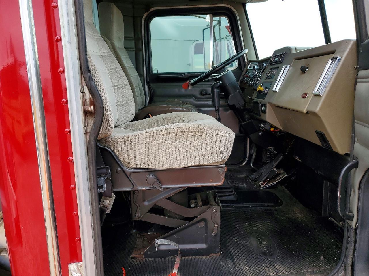 1998 Peterbilt 330 Rollback TOW Truck