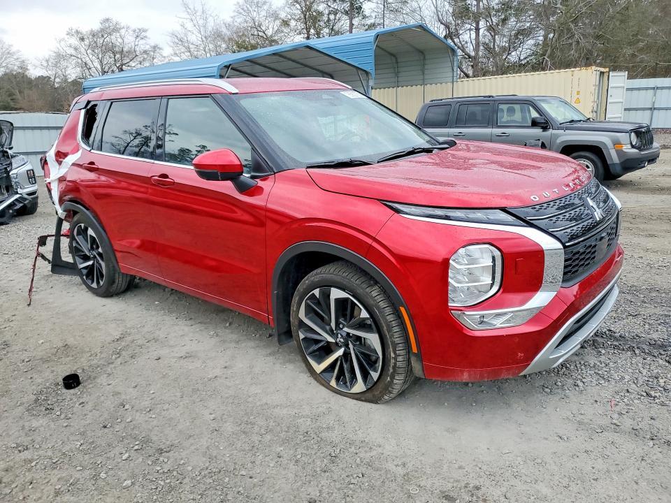 2023 Mitsubishi Outlander sel