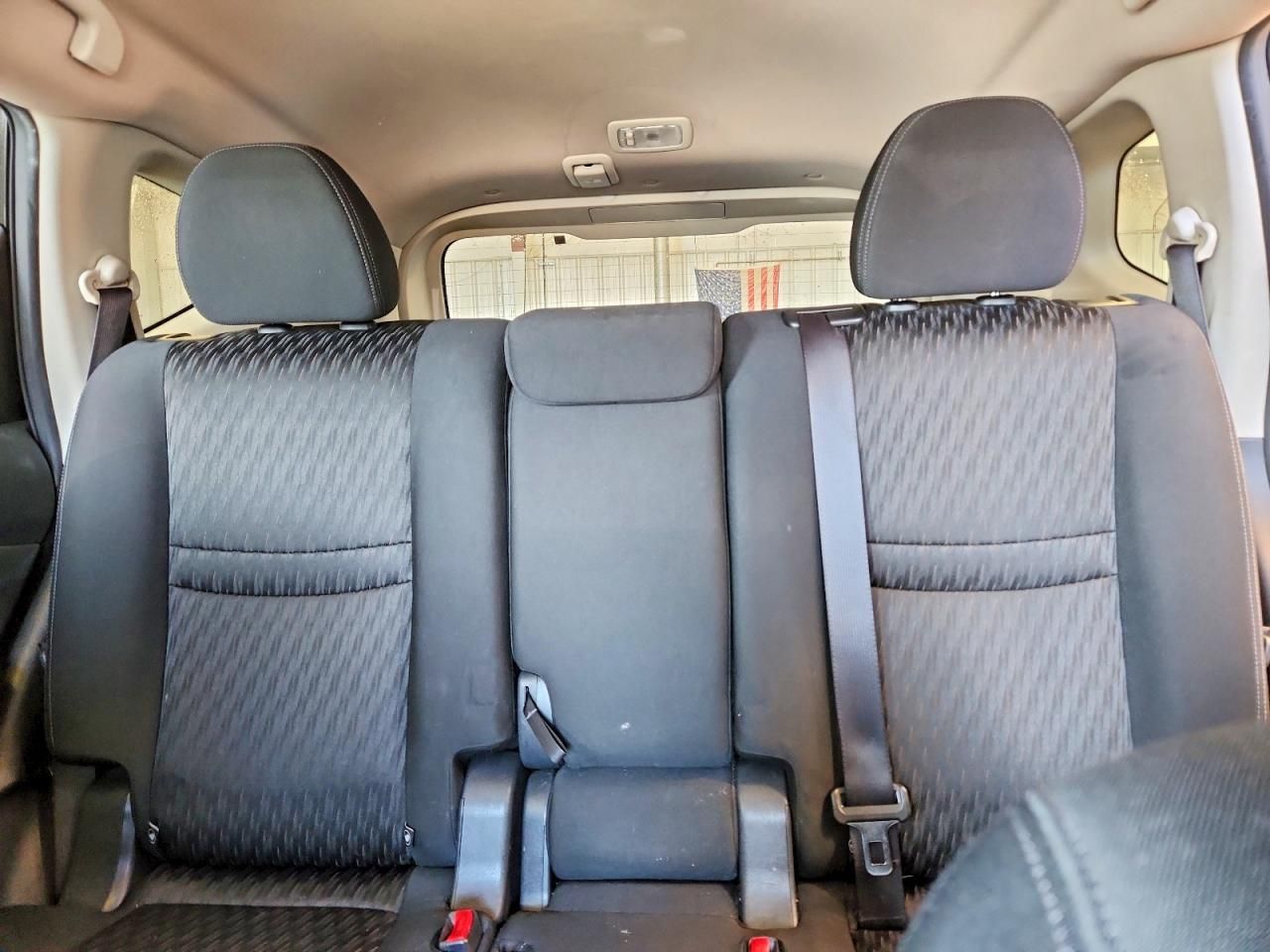 2017 Nissan Rogue sv