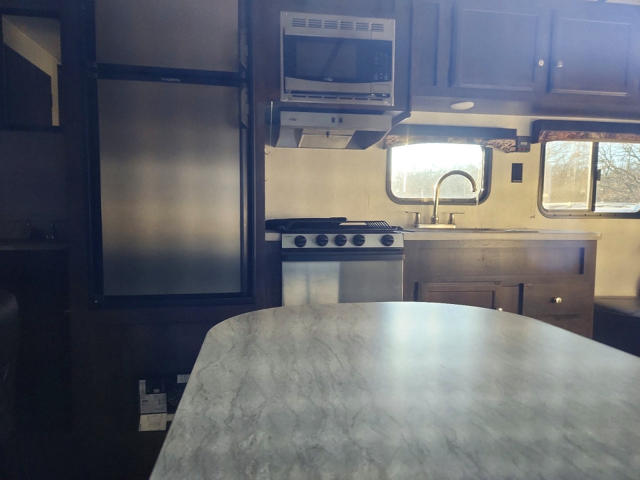 2019 Starcraft Mossy OAK Camper