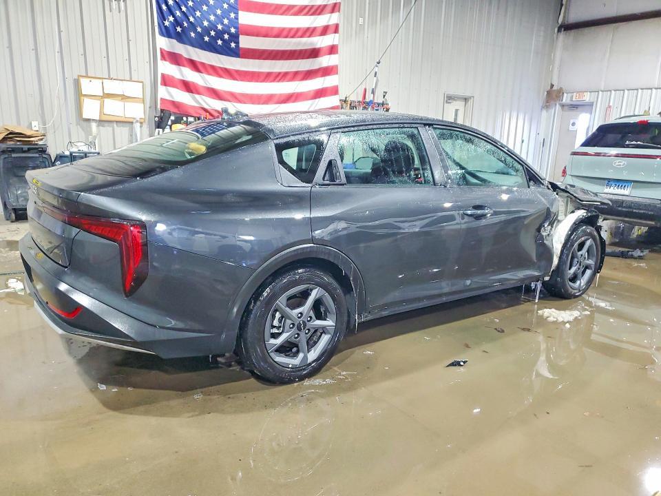 2025 KIA K4 lx