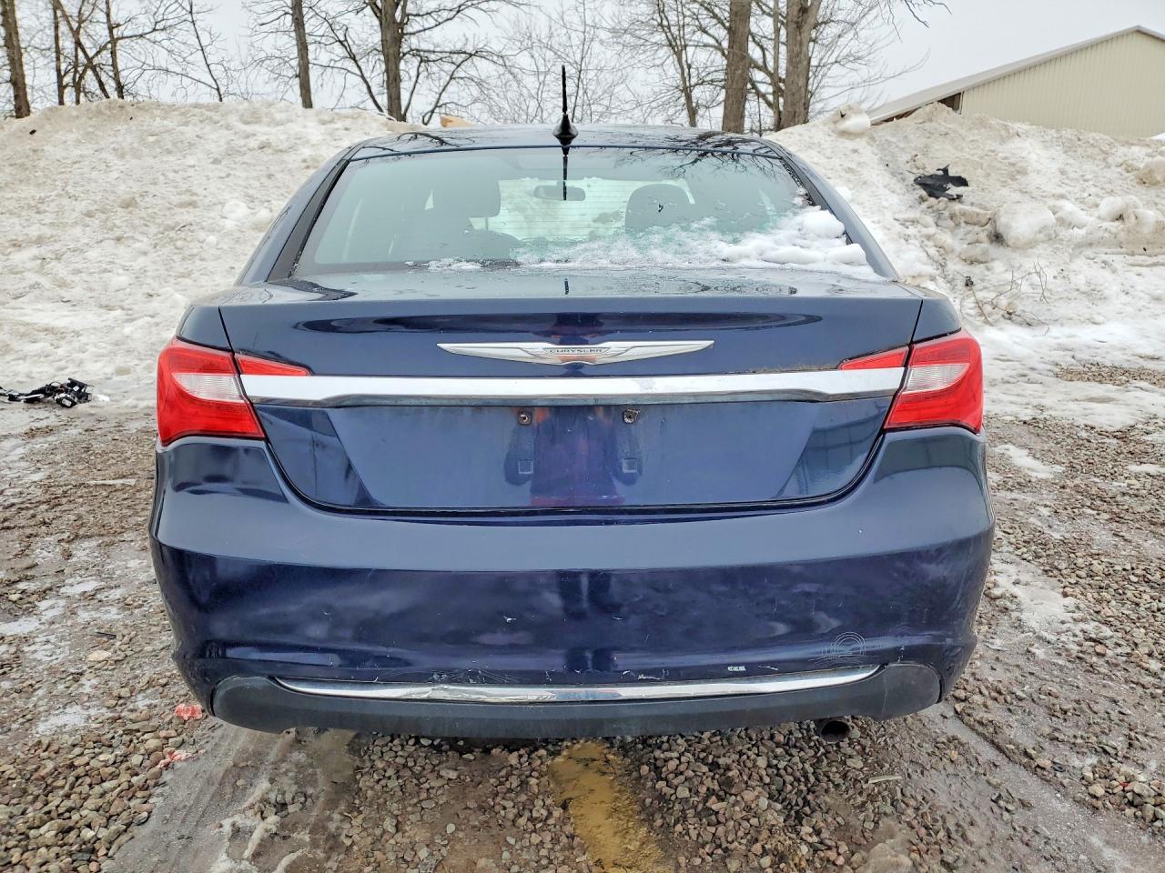 2013 Chrysler 200 lx