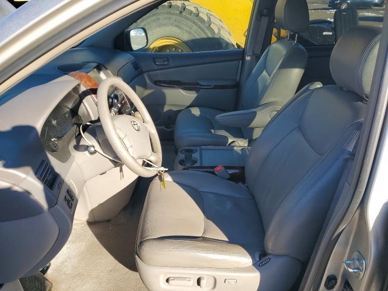 2007 Toyota Sienna ce