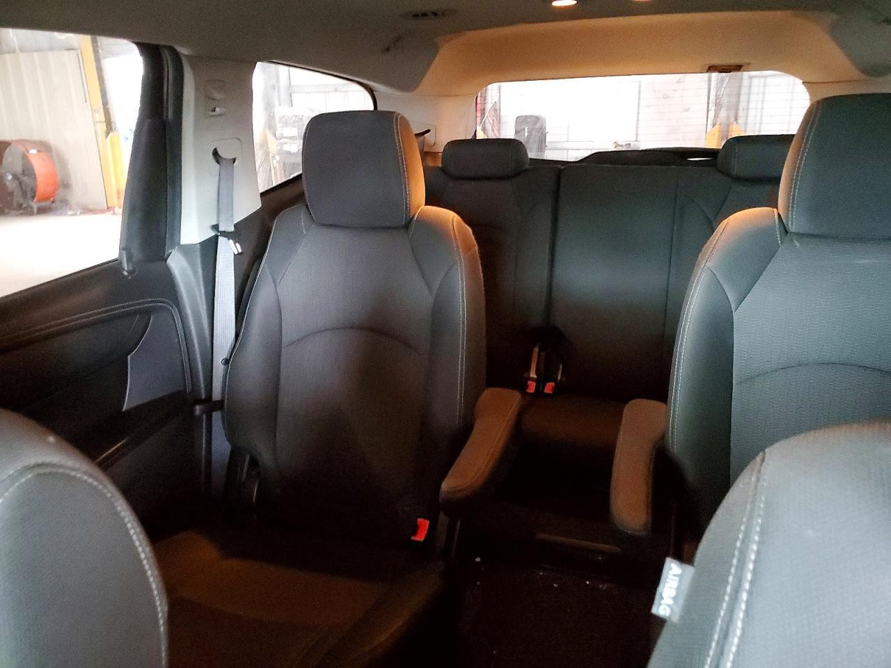 2013 Chevrolet Traverse lt
