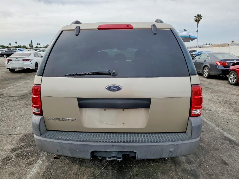 2004 Ford Explorer xls
