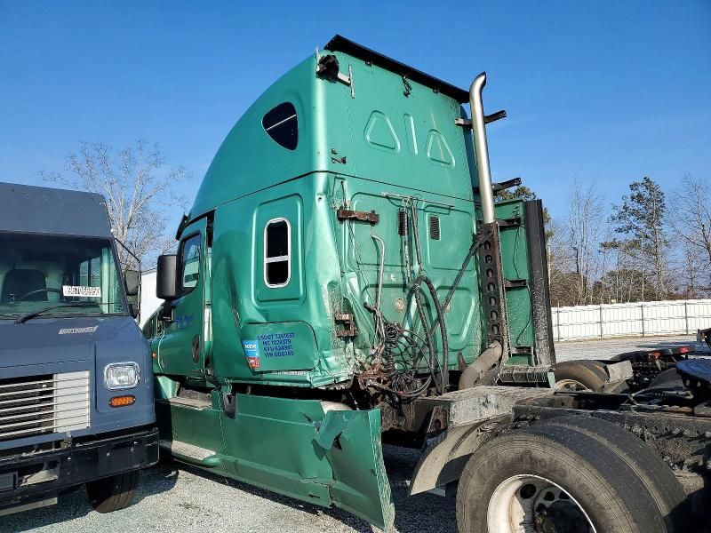 2015 Freightliner Cascadia Semi Truck