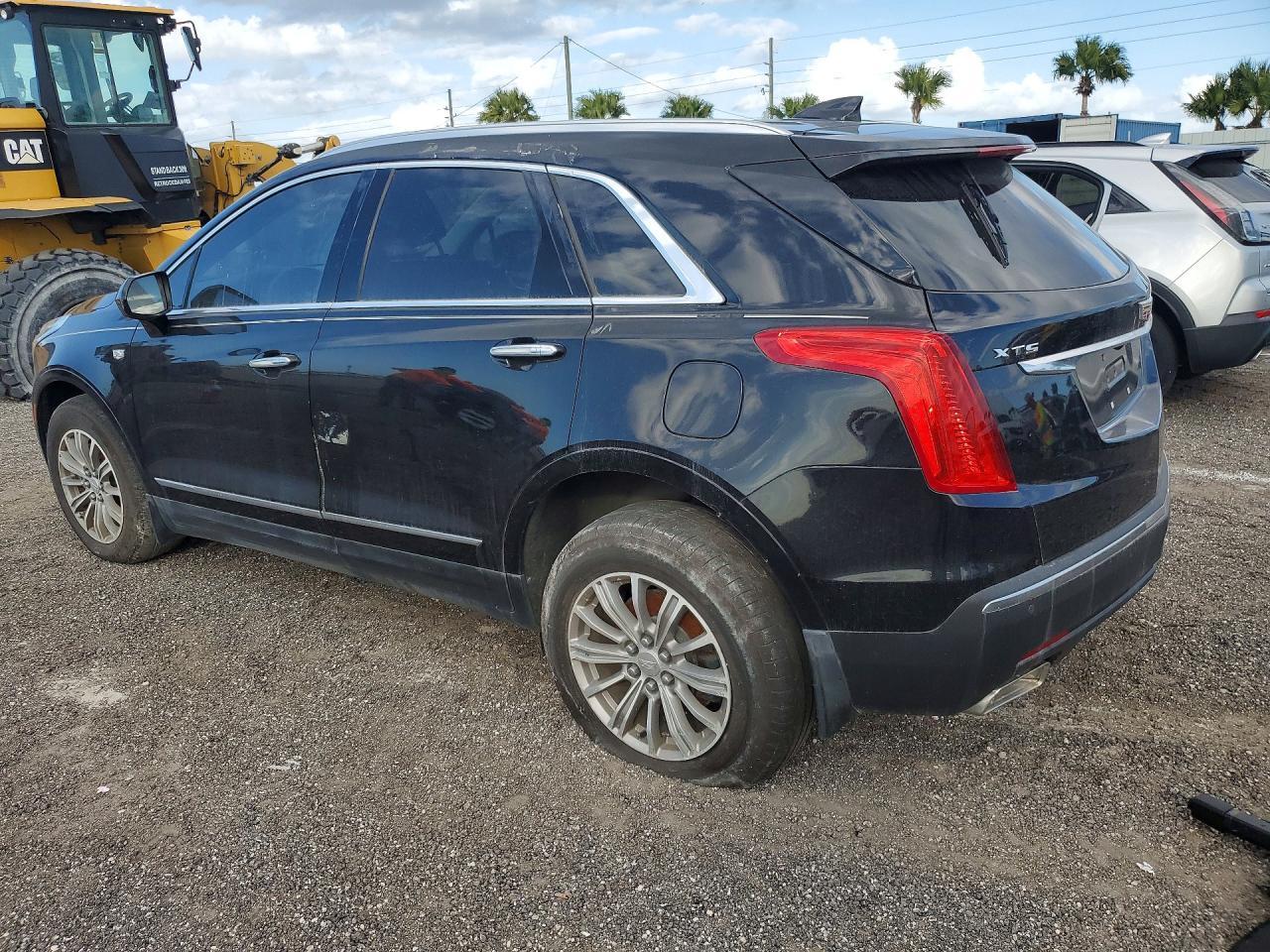 2017 Cadillac XT5 Premium Luxury