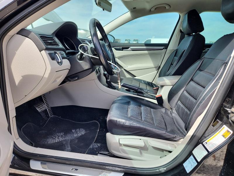 2016 Volkswagen Passat s