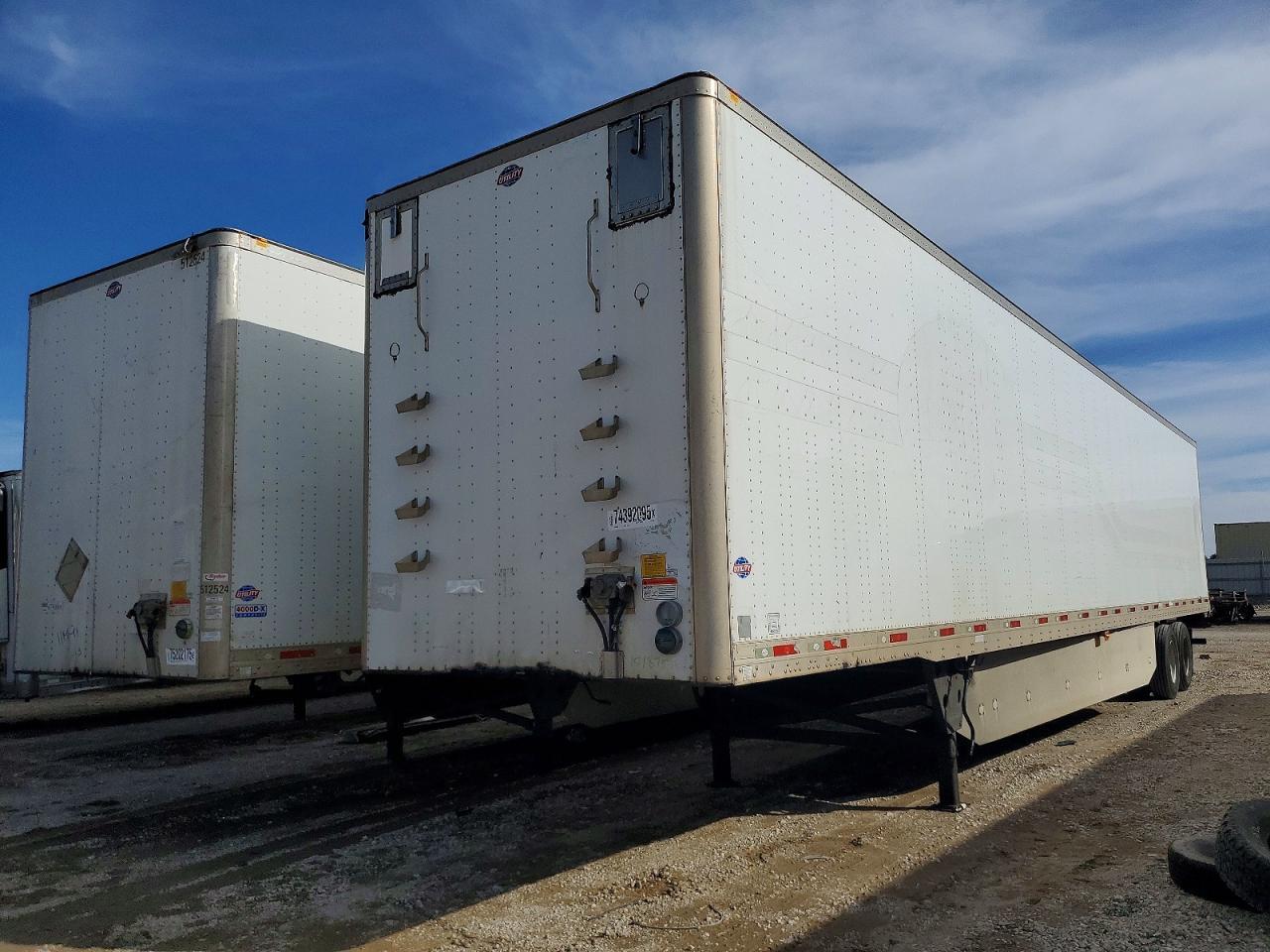 2015 Utility VS2DX DRY Van Trailer