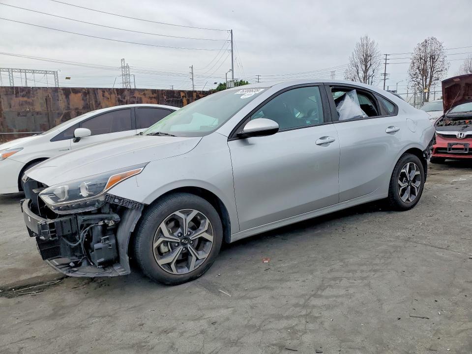 2021 KIA Forte fe