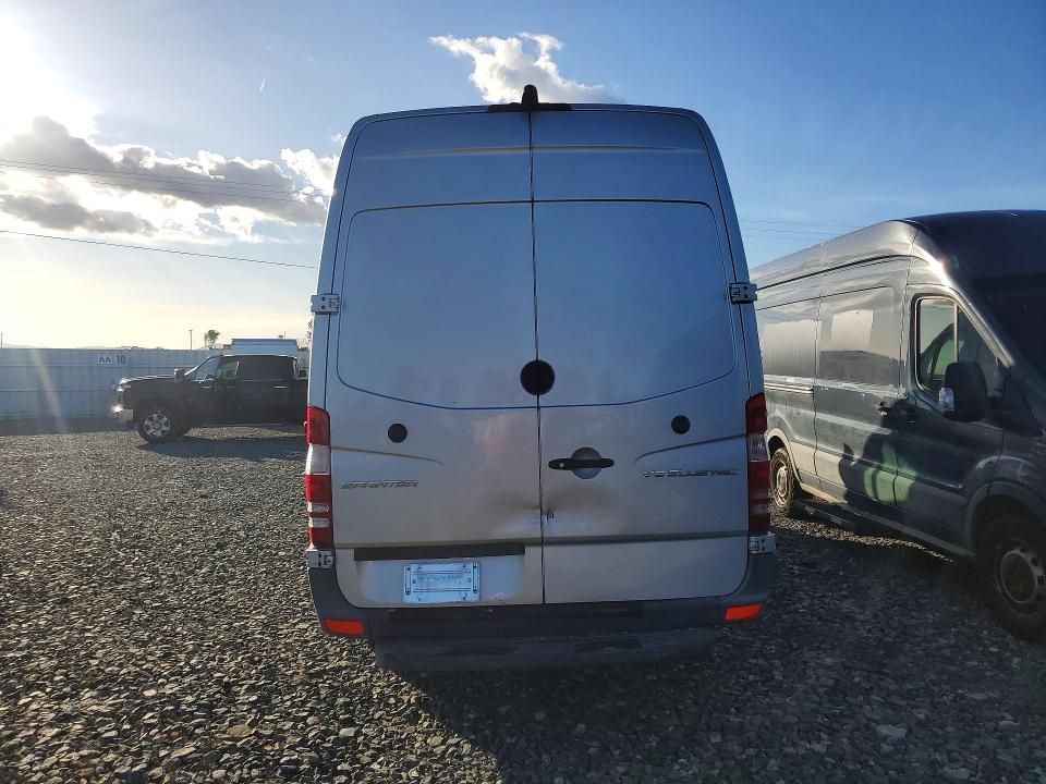 2015 Mercedes-Benz 2015 Mercedes Benz Sprinter 2500 Refrigerated Deli