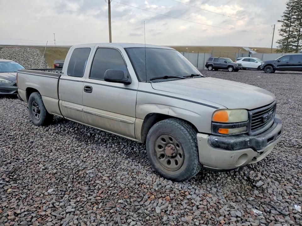 2005 GMC New Sierra C1500