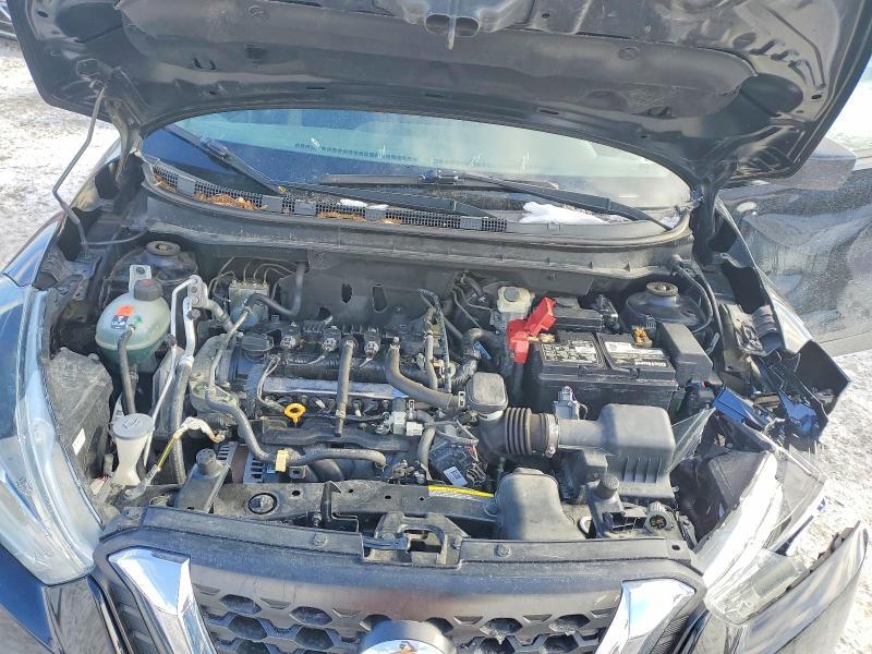 2019 Nissan Kicks s