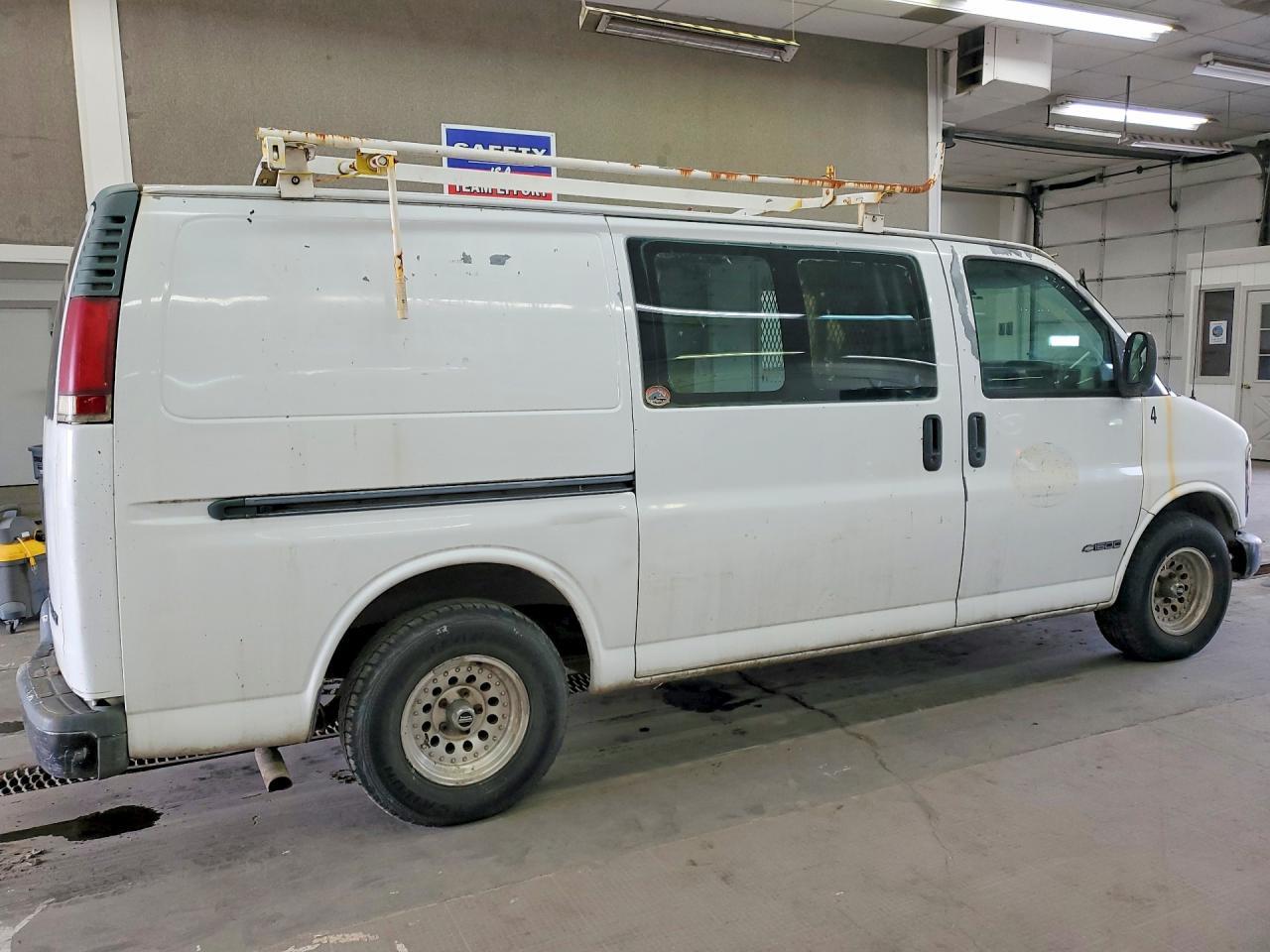 2000 Chev Rolet Express 1500 Utility / Service Van