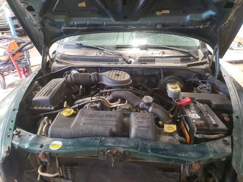 2001 Dodge Dakota Quattro